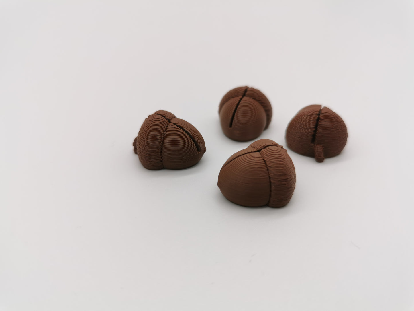 Eichel als Kartenhalter