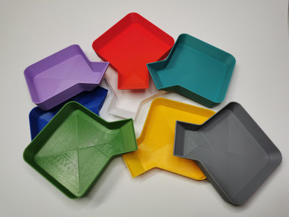 Spielsteinschale mit Schütte