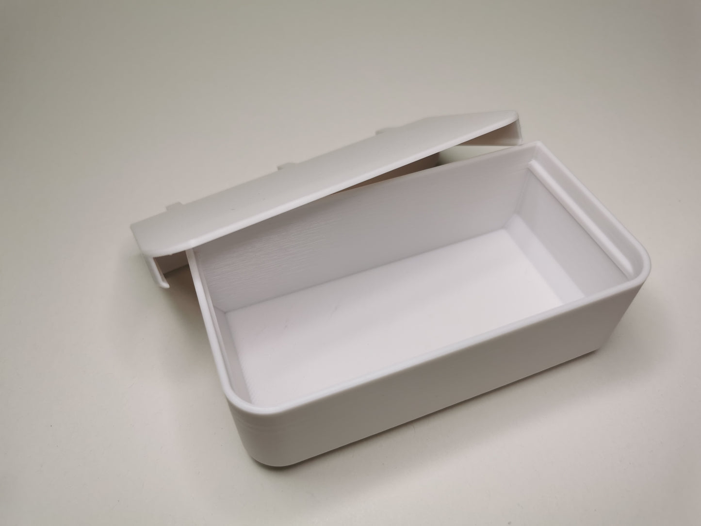 Große Schubladen-Box