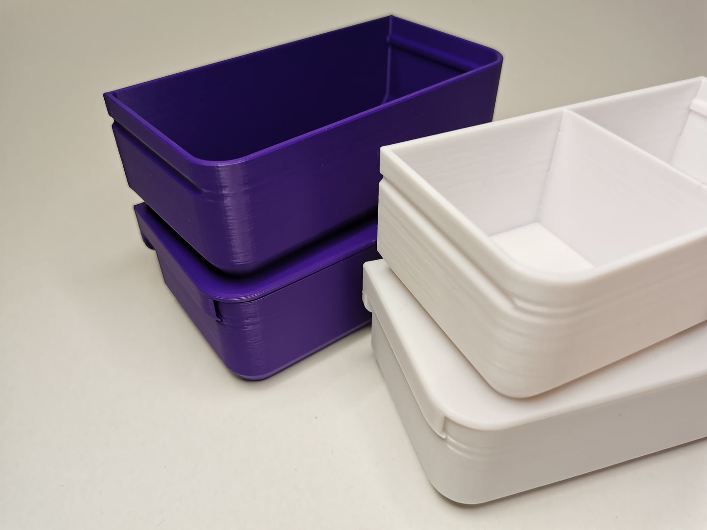 Große Schubladen-Box