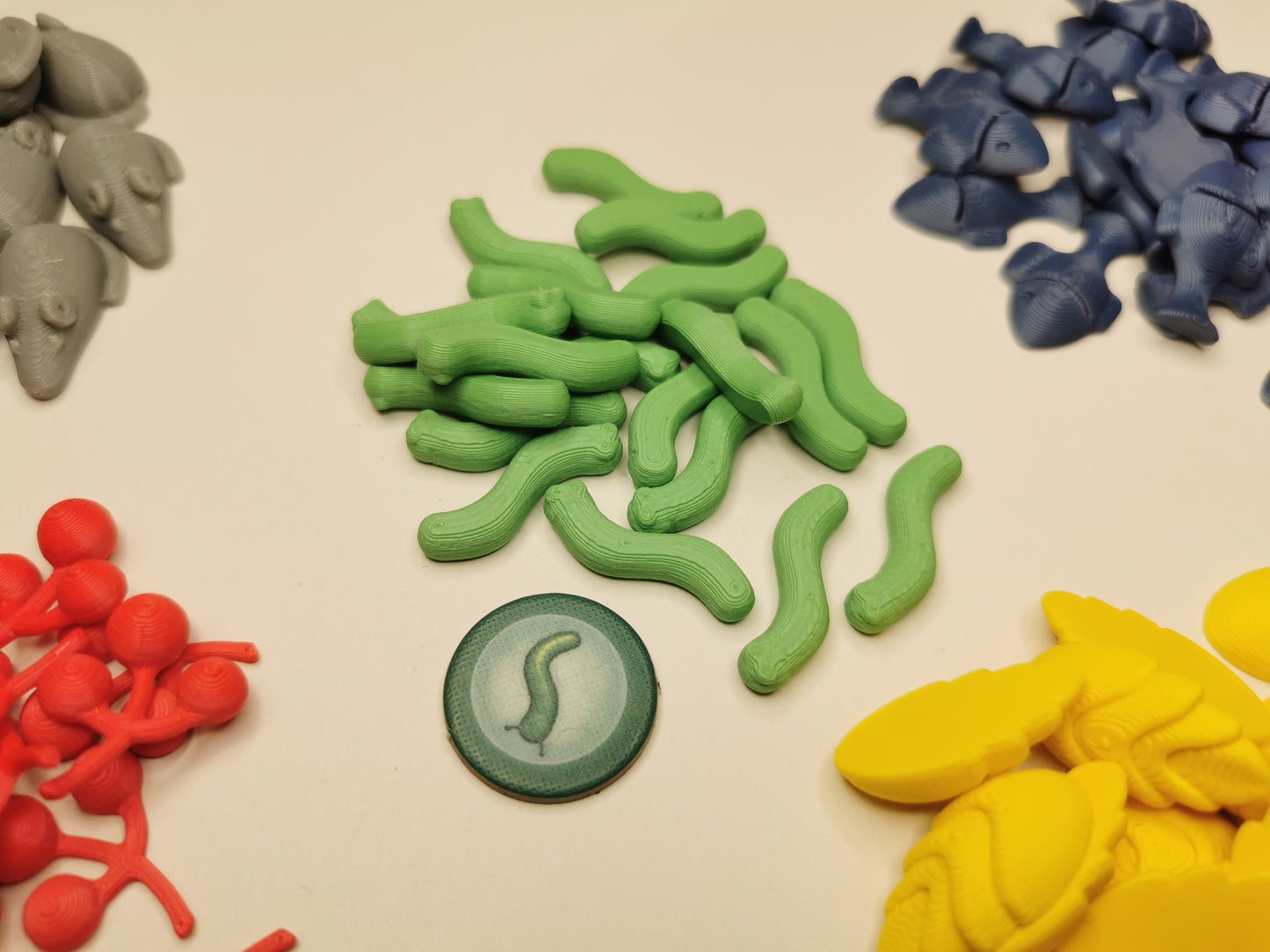 Premium Futter-Token: Ratten, Würmer, Ähren, Fische, Beeren, Nektar