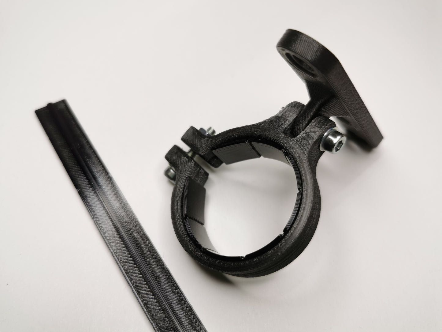 Rücklicht-Halterung für Stangendurchmesser 26,5mm - 32mm