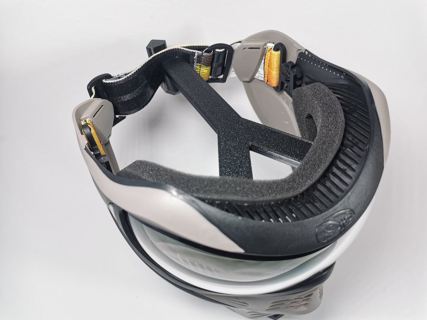 Paintball-Masken-Ständer