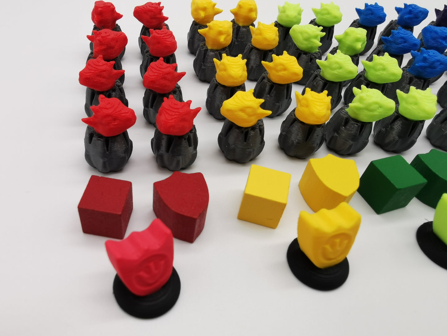 Drachen-Spielsteine, Gildenmarker, Cubes